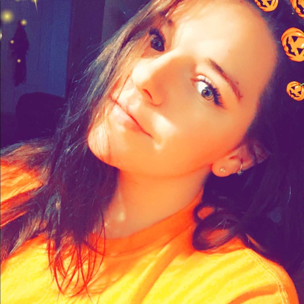 Meet your Posher, Samantha